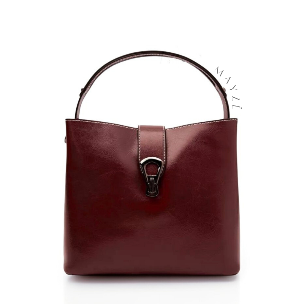 Bolsa Couro Legítimo Bucket Verônica, Loja Mayzê Oficial, Loja Mayzê, Mayzê, mayze, maize, maizê, bolsa de couro, bolsa de couro genuíno, couro legítmo, couro de vaca,Loja de bolsas, bolsas, bolsa, bolsa veronica, Verônica,bolsa pro dia a dia, bolsa de ombro, bolsa em alta, bolsa na moda, bolsa tiktok, bolsa instagram, bolsa em conta, bolsa em promoção, frete grátis, bolsa em promoção, bolsa pratica, bolsa marfim, bolsa marrom,  bolsa diferente, bolsa elegante, bolsa chique, bolsa chic, bolsa bonita