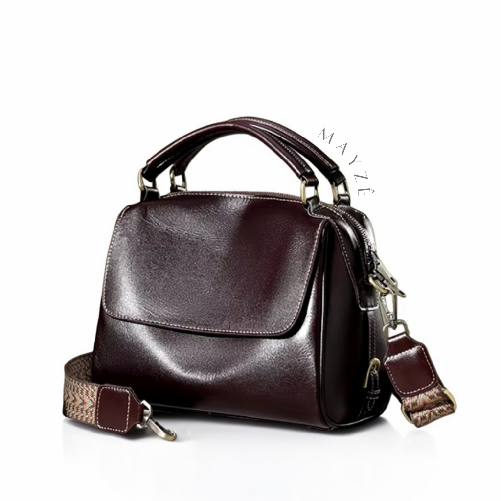 Bolsa Tiracolo Couro Legítimo Dandara, Loja Mayzê Oficial, Loja Mayzê, Mayzê, mayze, maize, loja maize, Loja de bolsas, bolsas, bolsa, bolsa Lina, Lina, bolsa de couro, bolsa pro dia a dia, crossbody, tiracolo, bolsa em alta, bolsa na moda, bolsa tiktok, bolsa instagram, bolsa em conta, bolsa em promoção, frete grátis, bolsa em promoção, bolsa com divisorias, bolsa Média, bolsa pratica, bolsa diferente, bolsa elegante, bolsa chique, bolsa bonita, bolsa feminina, www.lojamayze.com.br, www.lojamayze.com