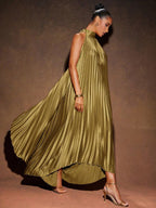 Vestido Longo Elegante Plissado Stratifié, Loja Mayzê