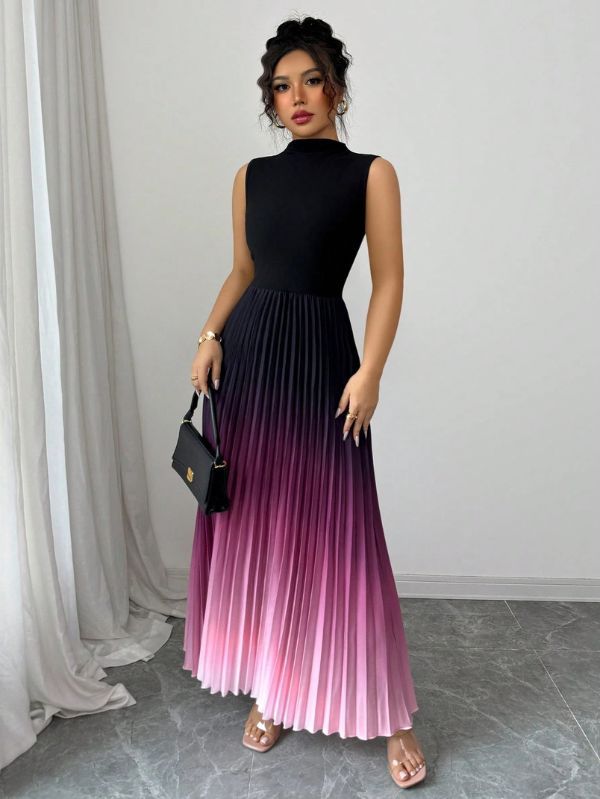 Vestido maxi degradê plissado Doux Mayzê. Saia plissada em A, cintura alta e caimento elegante para festas e eventos noturnos.