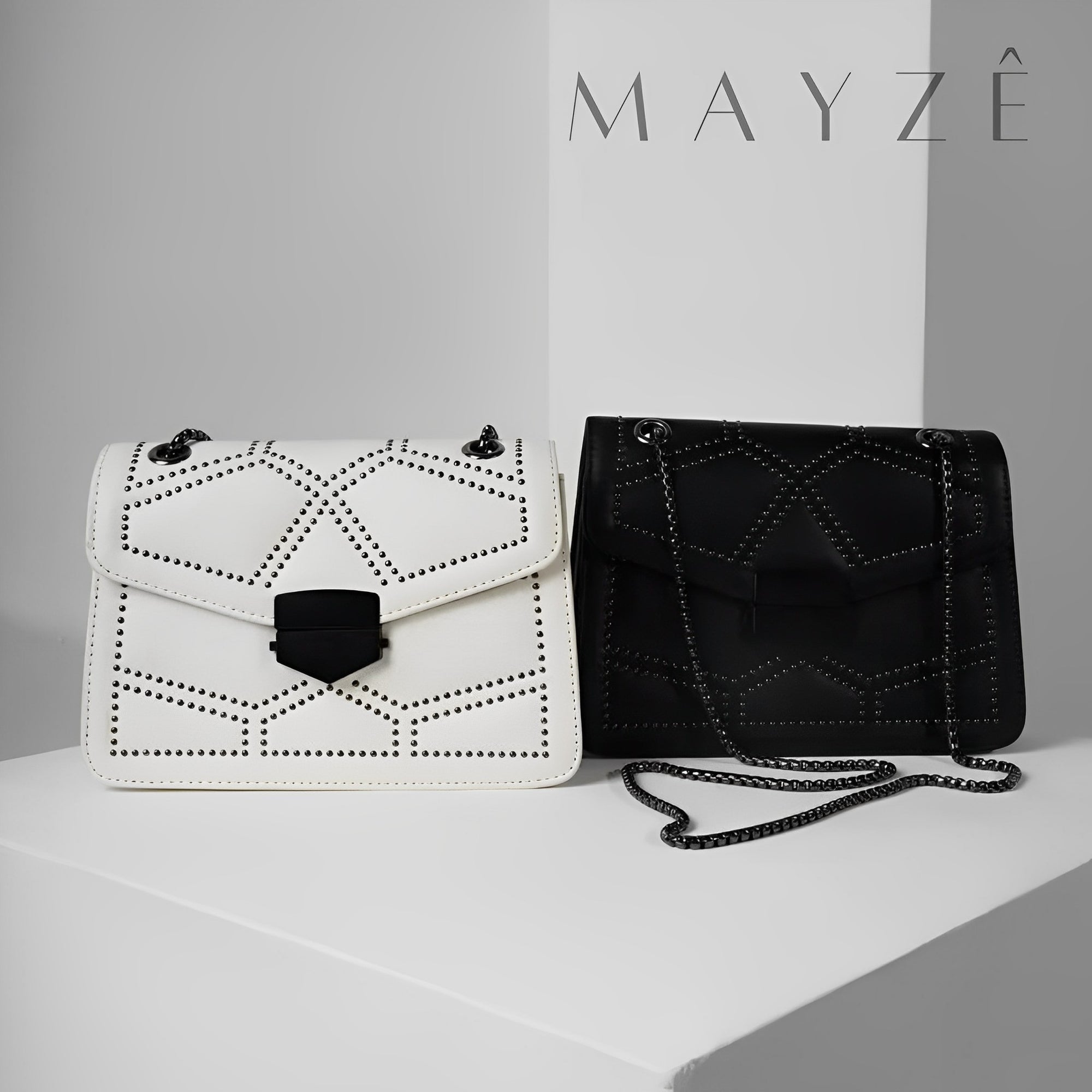 Bolsa Estruturada Tiracolo Vivienne, Loja Mayzê Oficial, Loja Mayzê, Mayzê, mayze, Loja de bolsas, bolsas, bolsa, bolsa Vivienne, Vivienne, bolsa de couro, bolsa pro dia a dia, crossbody, tiracolo, bolsa em alta, bolsa na moda, bolsa tiktok, bolsa instagram, bolsa em conta, bolsa em promoção, frete grátis, bolsa em promoção, bolsa com divisorias, bolsa Média, bolsa pratica, bolsa roxa, bolsa preta,  bolsa diferente, bolsa elegante, bolsa chique, bolsa feminina, lojamayze.com, lojamayze.com.br